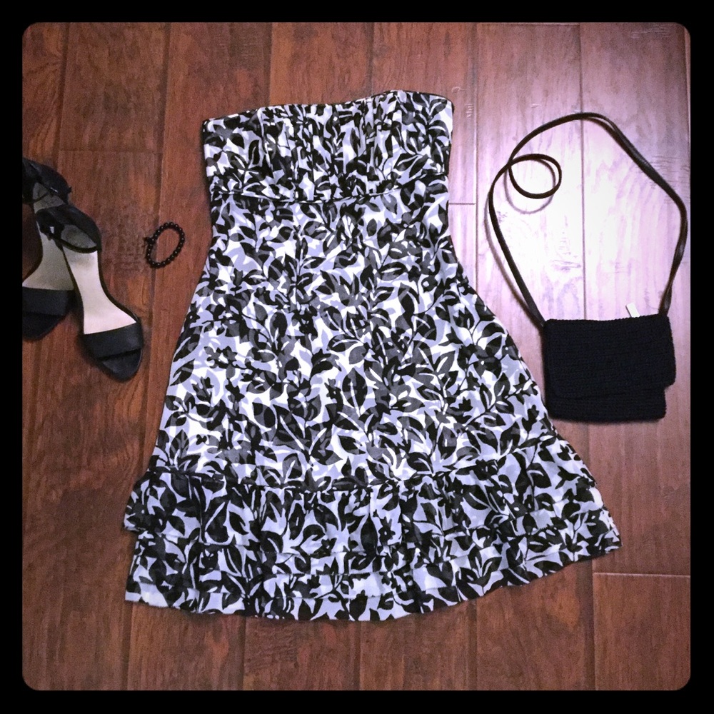 🖤WHBM Silk Chiffon Dress🖤